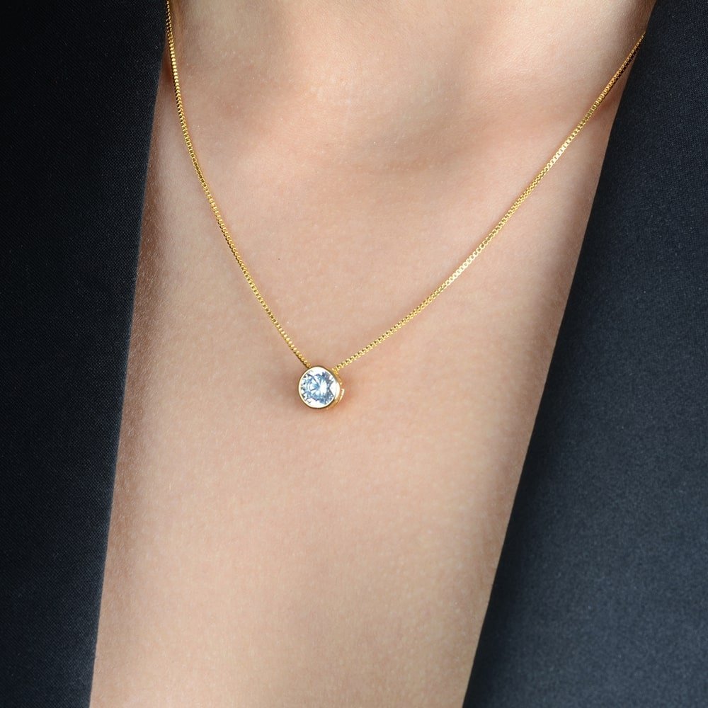 Colar Dourado Zircônia Ponto de Luz - Galeria