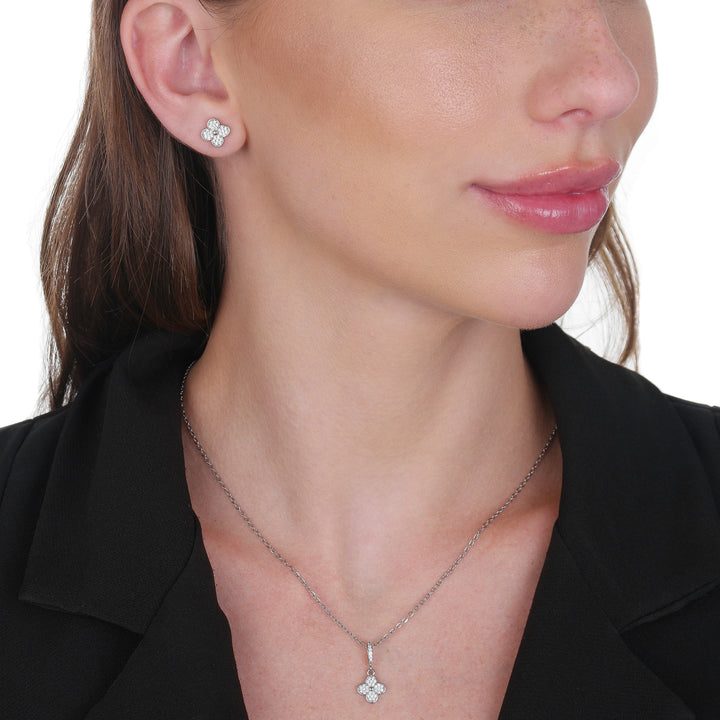 Conjunto Prateado de Trevo Cravejado de Zircônia - Galeria