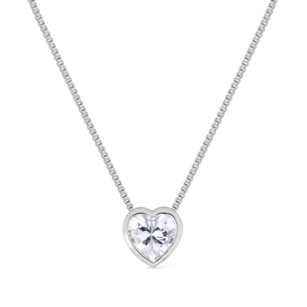 Colar Prateado de Pedra Natural em formato de Coração